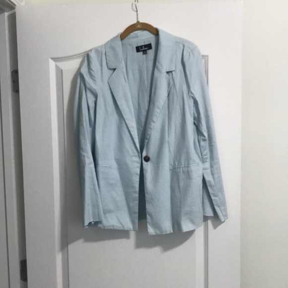 Blazer - Picture 1 of 1